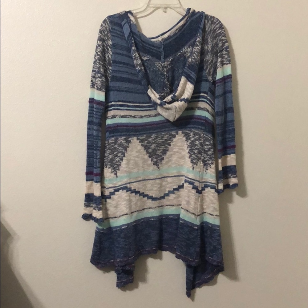 Cardigan - Picture 2 of 3